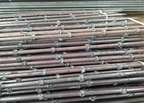 咸安隧道钢花管